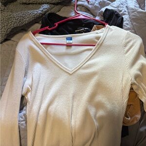 Old Navy Cream V-Neck Sweater